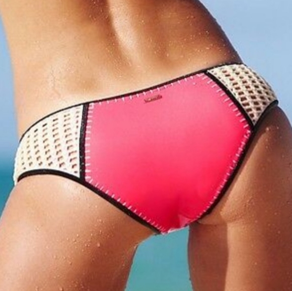 NWOT Victoria's Secret Bralette Top & Bottom - Picture 2 of 5